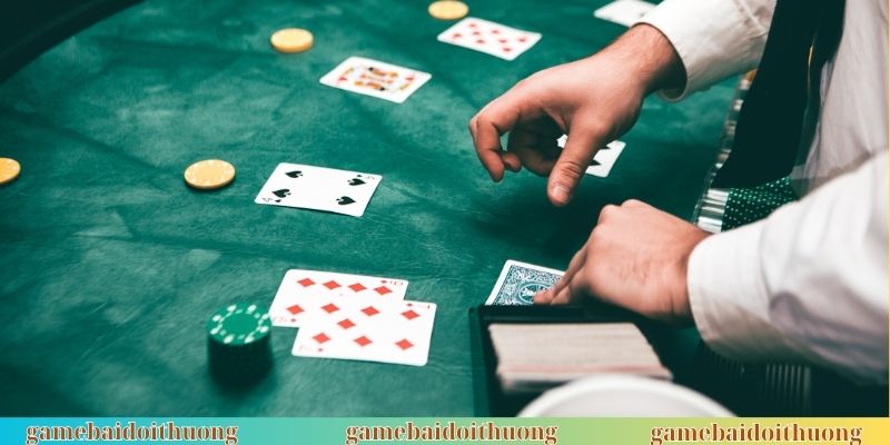 Khi có 8 điểm bạn hãy tự tin để đưa ra quyết định rút bài