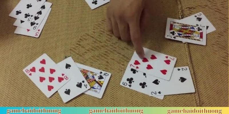 Luật chơi Liêng tránh các rủi ro tài chính