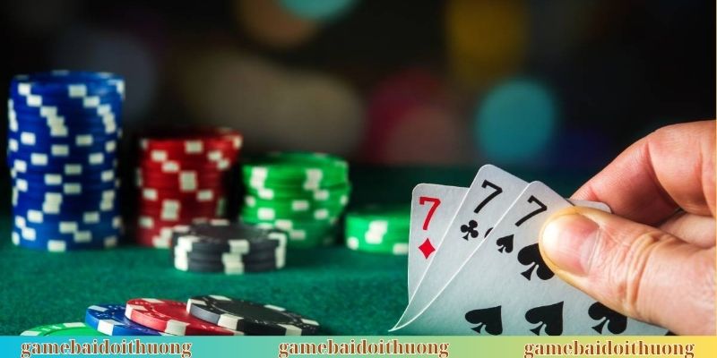 Rút bài từ giữa để đảm bảo lá bài mình cần nằm đúng vị trí