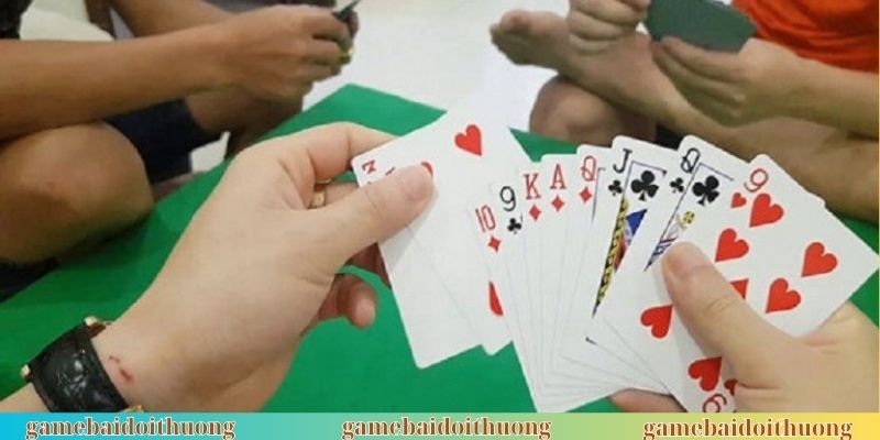 Tiến Lên Miền Nam thu hút hàng triệu bài thủ